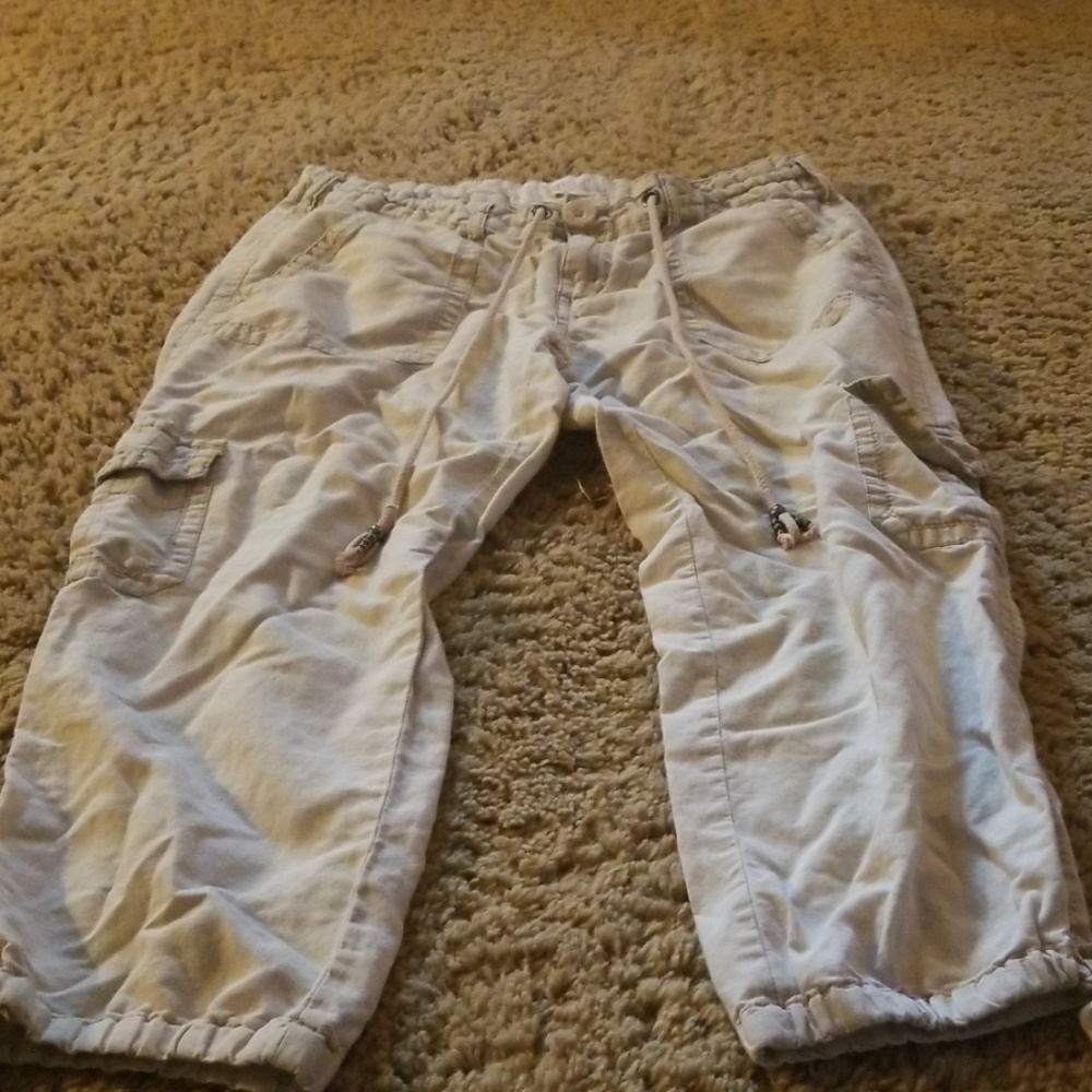 Aeropostaleaize 7/8 Kahki Capris